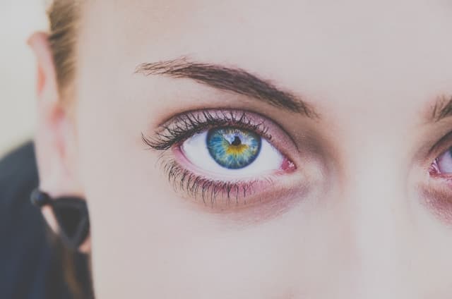 Eyelash extensions